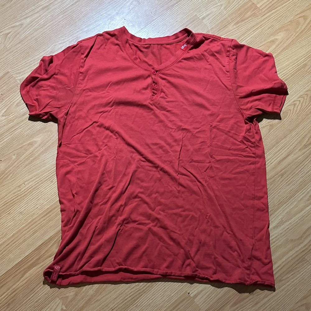 Lifted Research Group (LRG) Henley Red (2009)